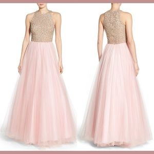 NWT Glamour By Terani Couture [ size‎ 10 ] Embellished Tulle Ballgown Nude/Pink